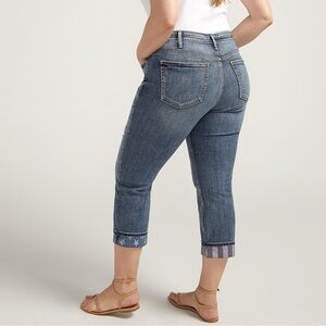 NEW Silver Jeans Co. Suki Mid Rise Americana Curvy Fit Capri Plus Size 22W